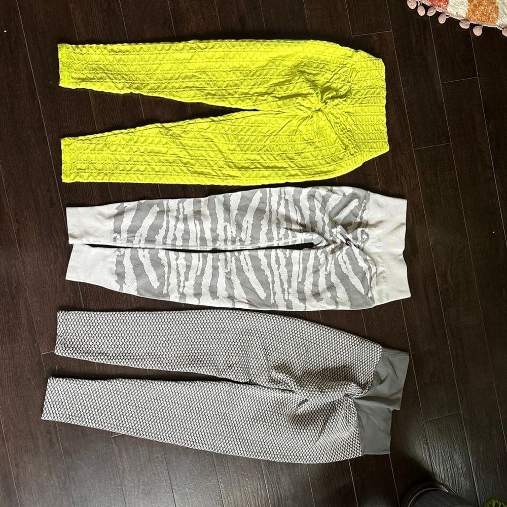 Set of 3 viral butt scrunch leggings